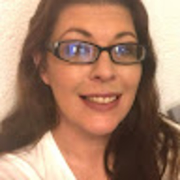 Meet your Posher, Michelle - Picture 1 of 1